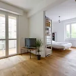 City Life & Mico Cosy And Functional Apartment
