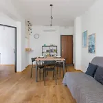 City Life & Mico Cosy And Functional Apartment