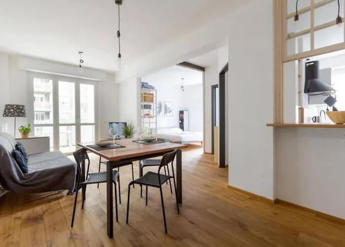 City Life & Mico Cosy And Functional Apartment